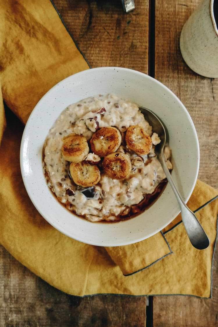 Gesmolten vegan pap met dadels